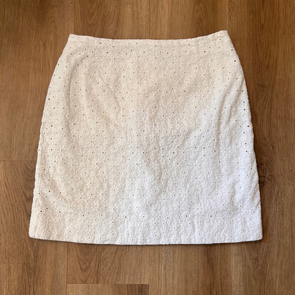 Lilly Pulitzer White Eyelet Cotton Floral Mini Skirt A-Line Summer Resort Size M